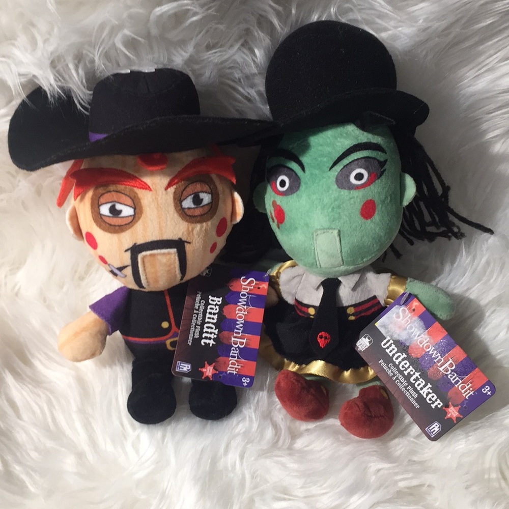 NWT Showdown Bandit collectible plush series 1